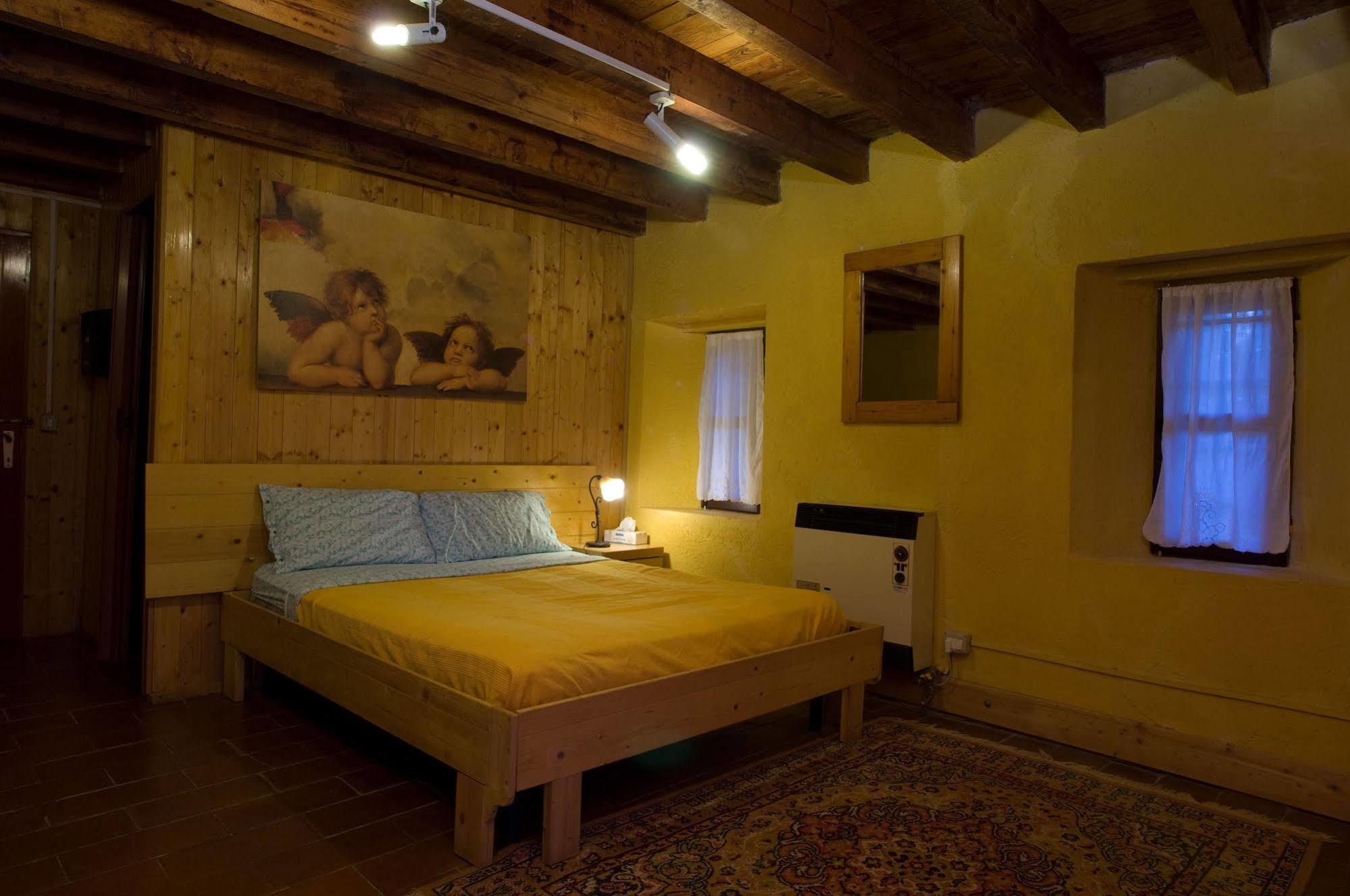 Pra De Mande Guest House Viano Exterior photo